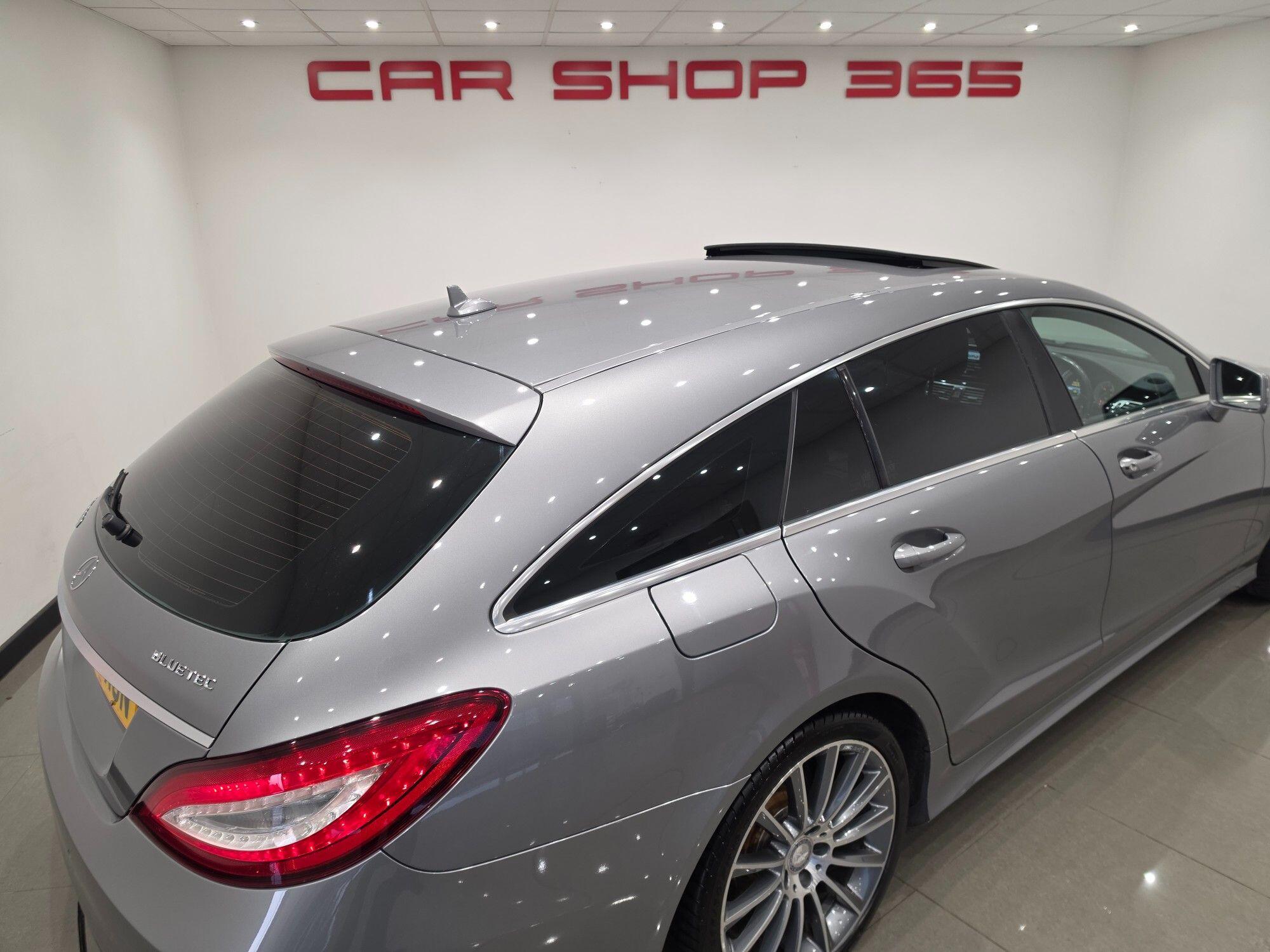 Mercedes-Benz CLS view 86