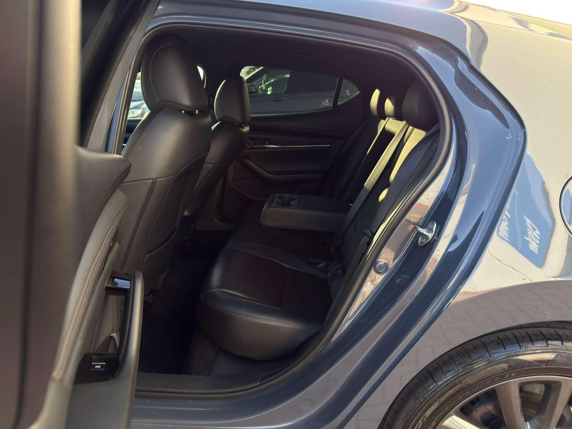 Mazda Skyactiv-G view 36