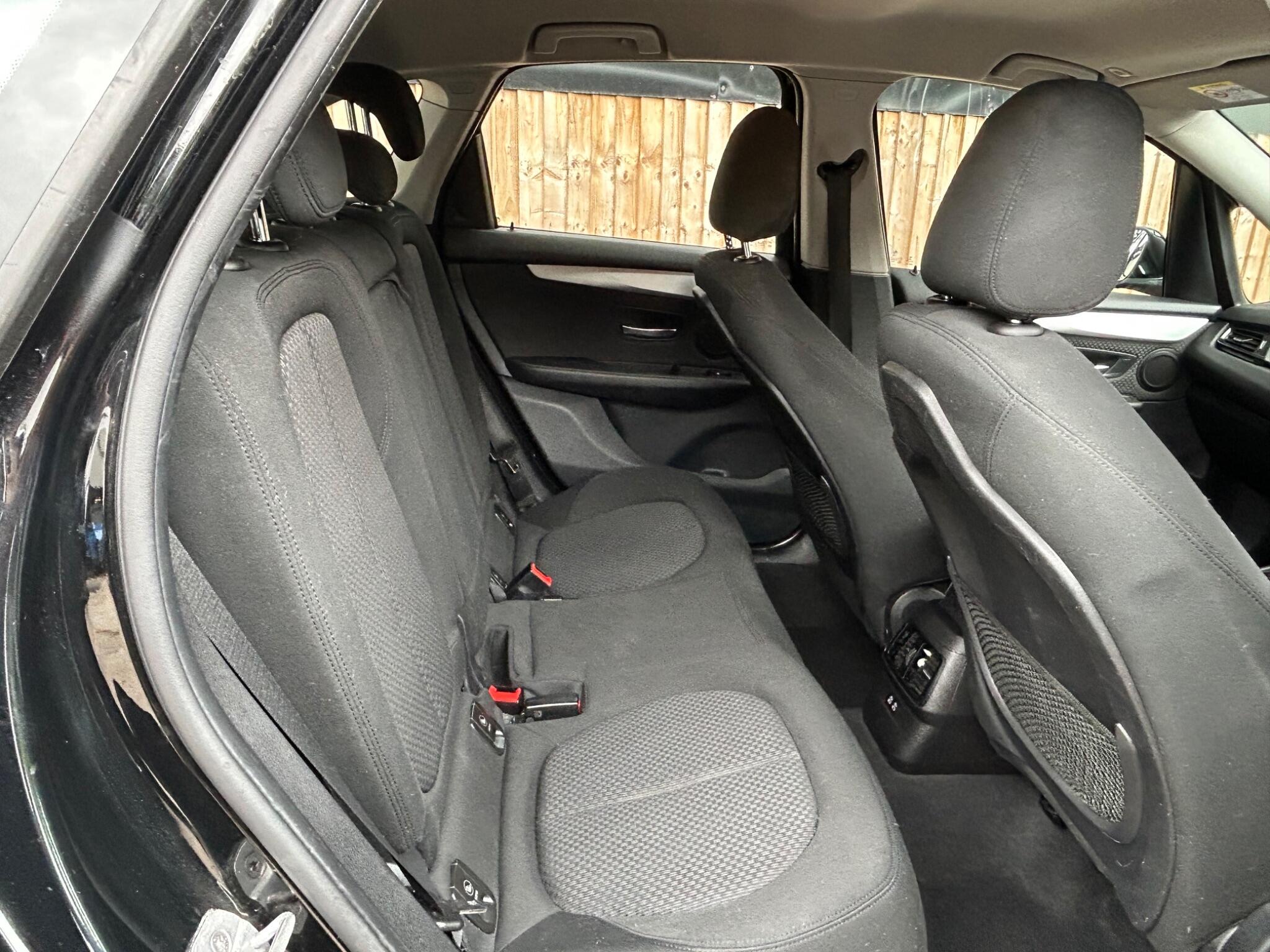 BMW 2 Series view 39