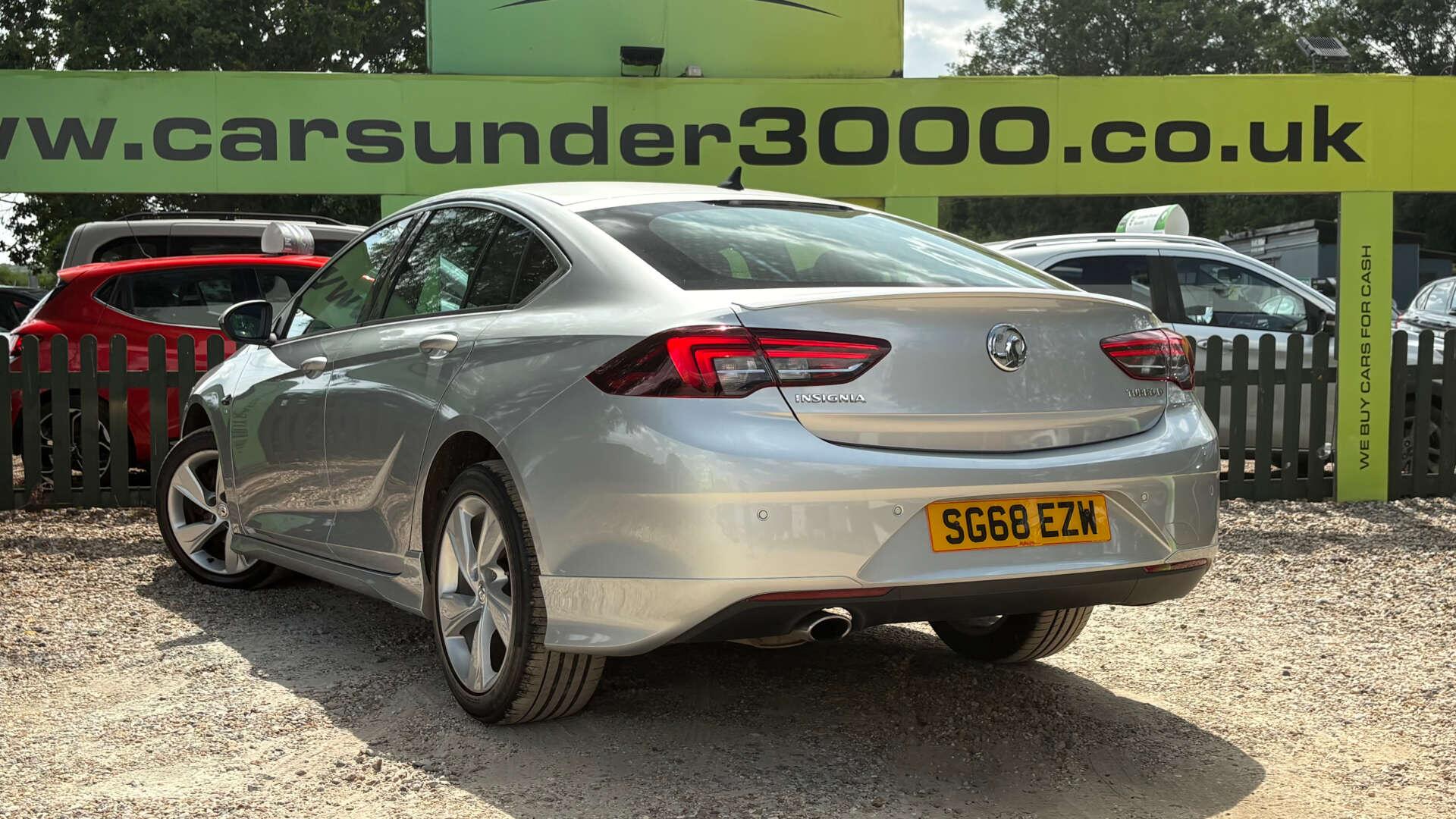 Vauxhall Insignia view 6