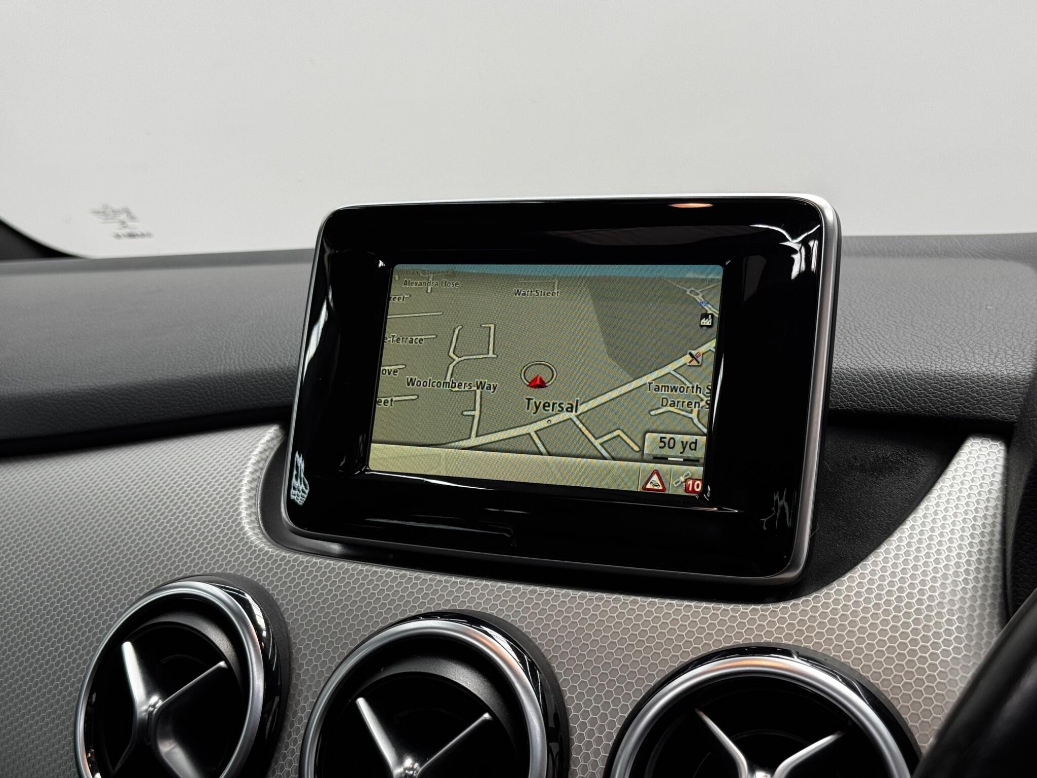 Mercedes-Benz B-Class view 10