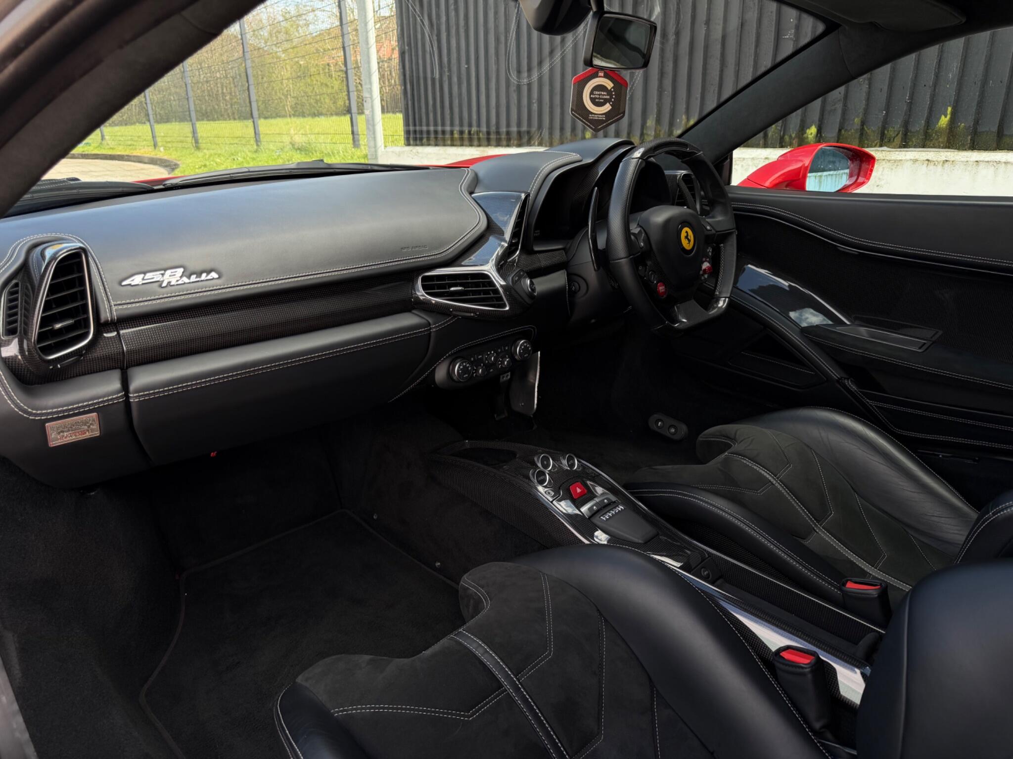 Ferrari 458 view 35