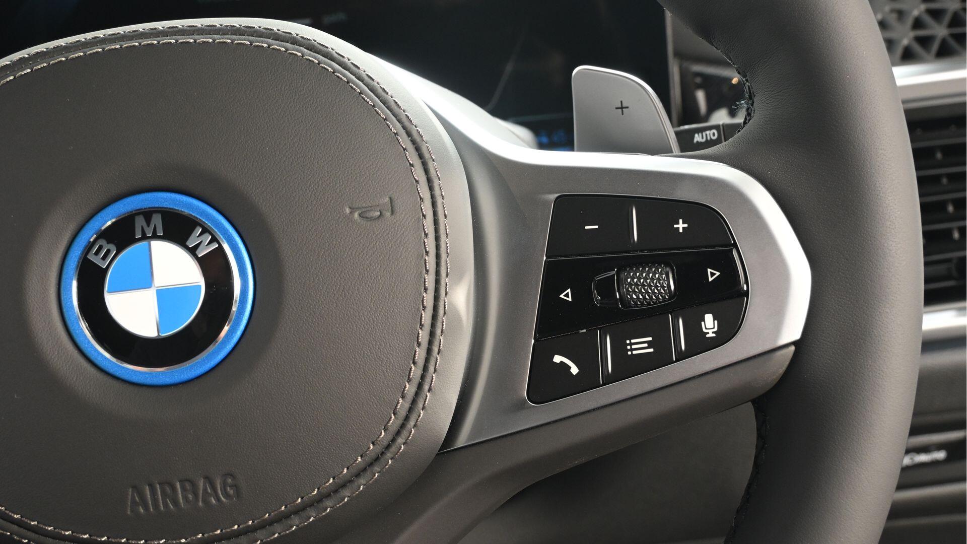 BMW X5 view 18