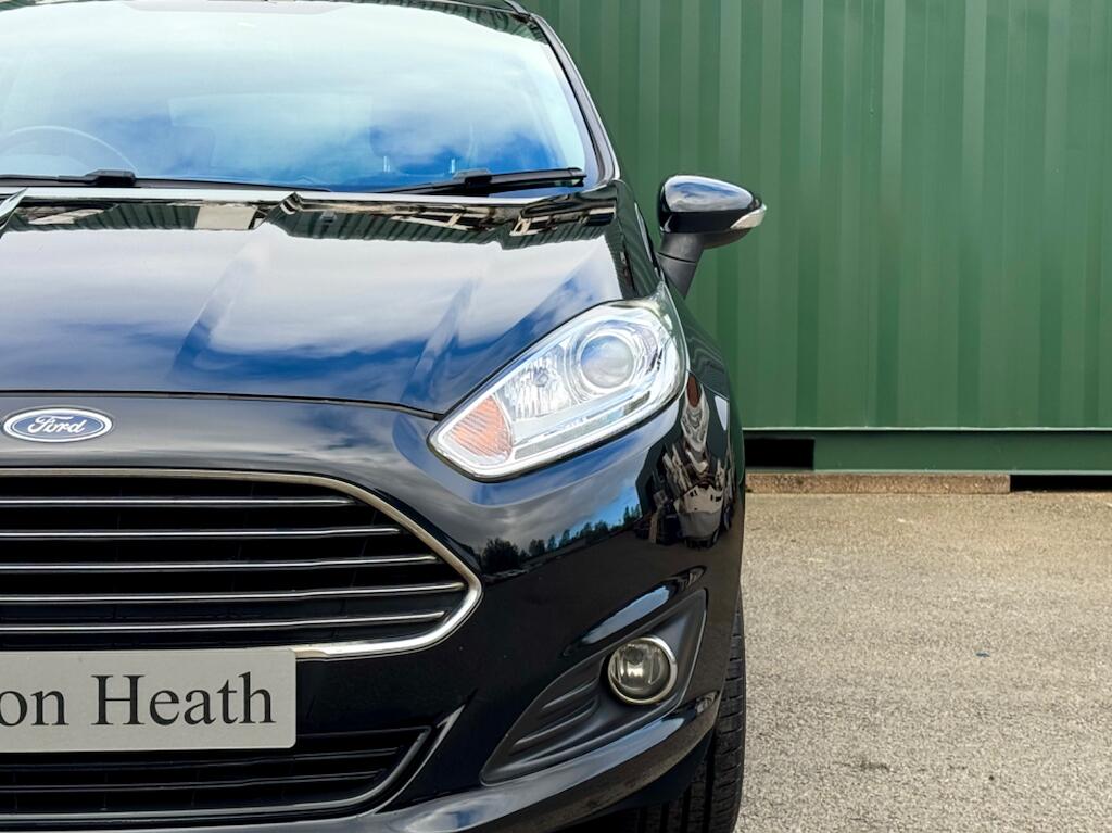 Ford Fiesta view 8