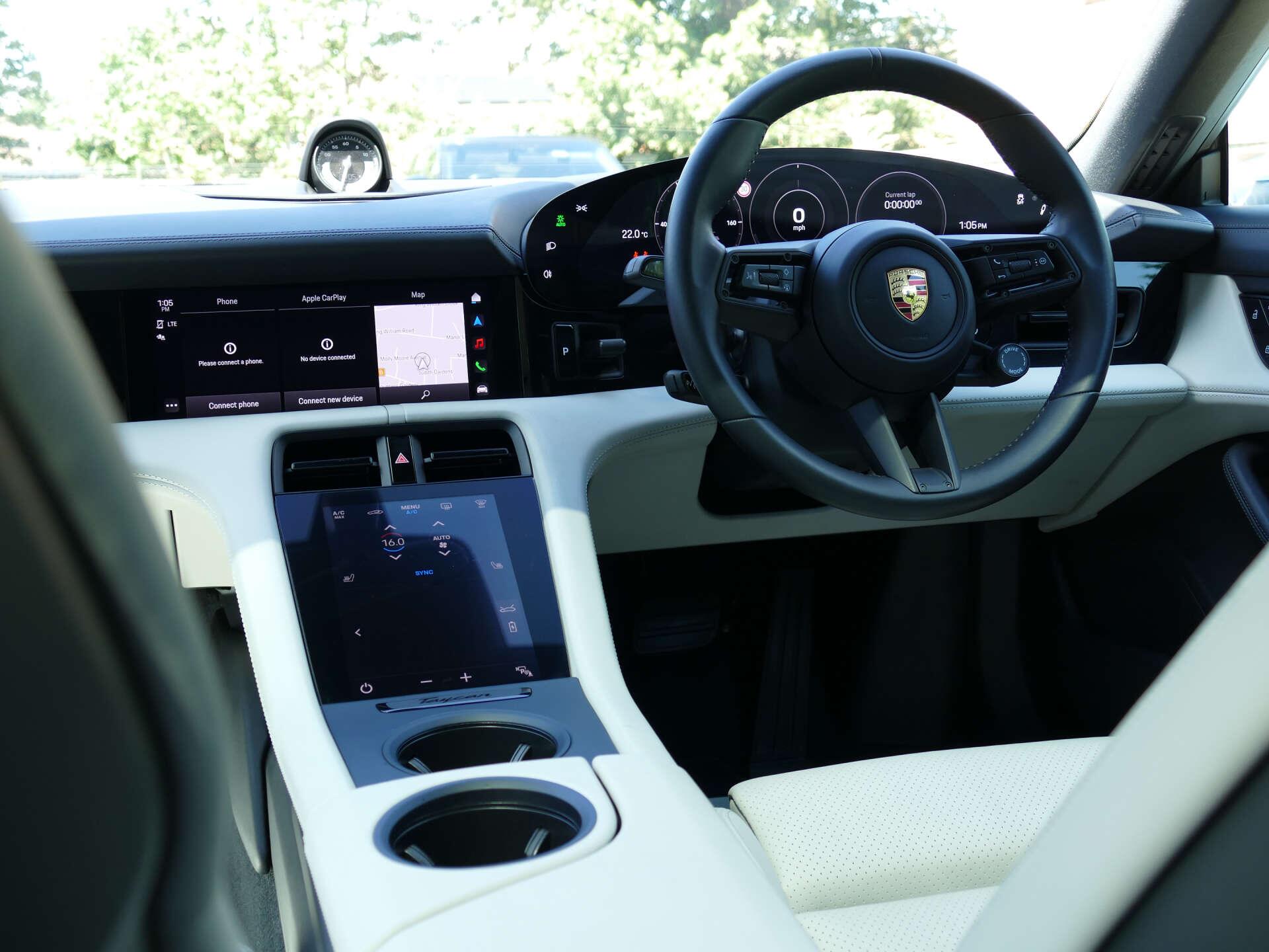 Porsche Taycan view 31