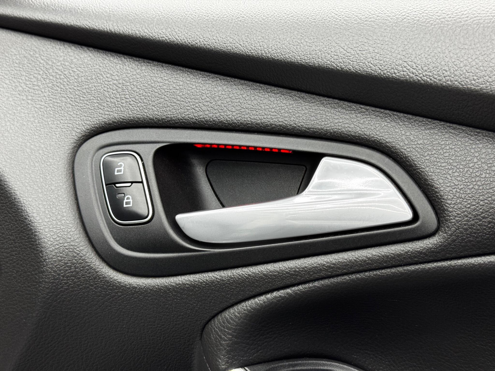 Ford Focus view 41