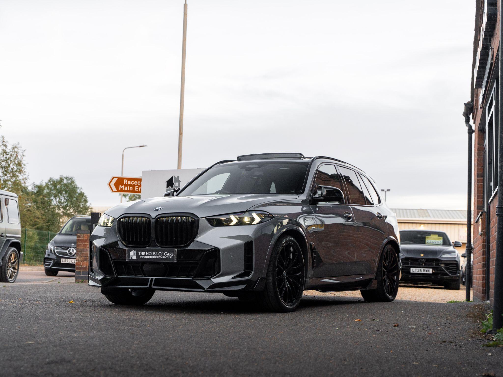 BMW X5 view 11