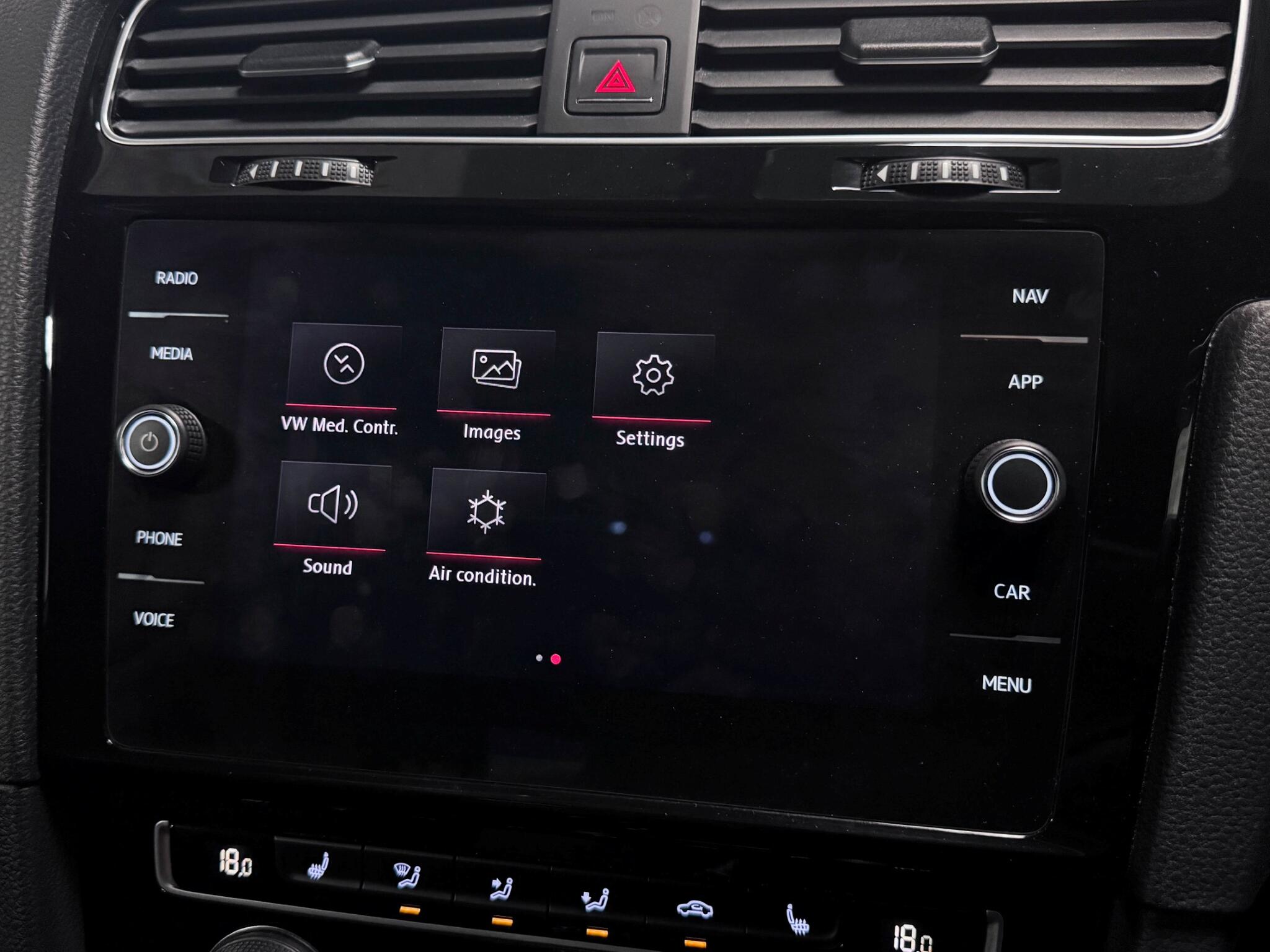 Volkswagen Golf view 33