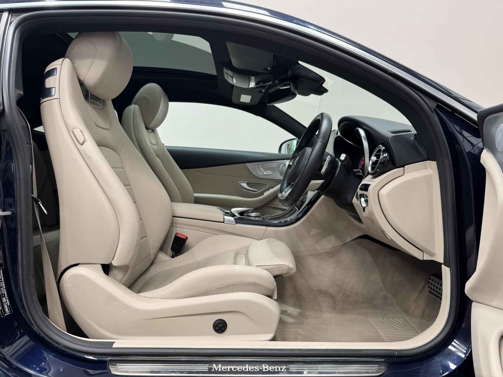 Mercedes-Benz C Class view 22