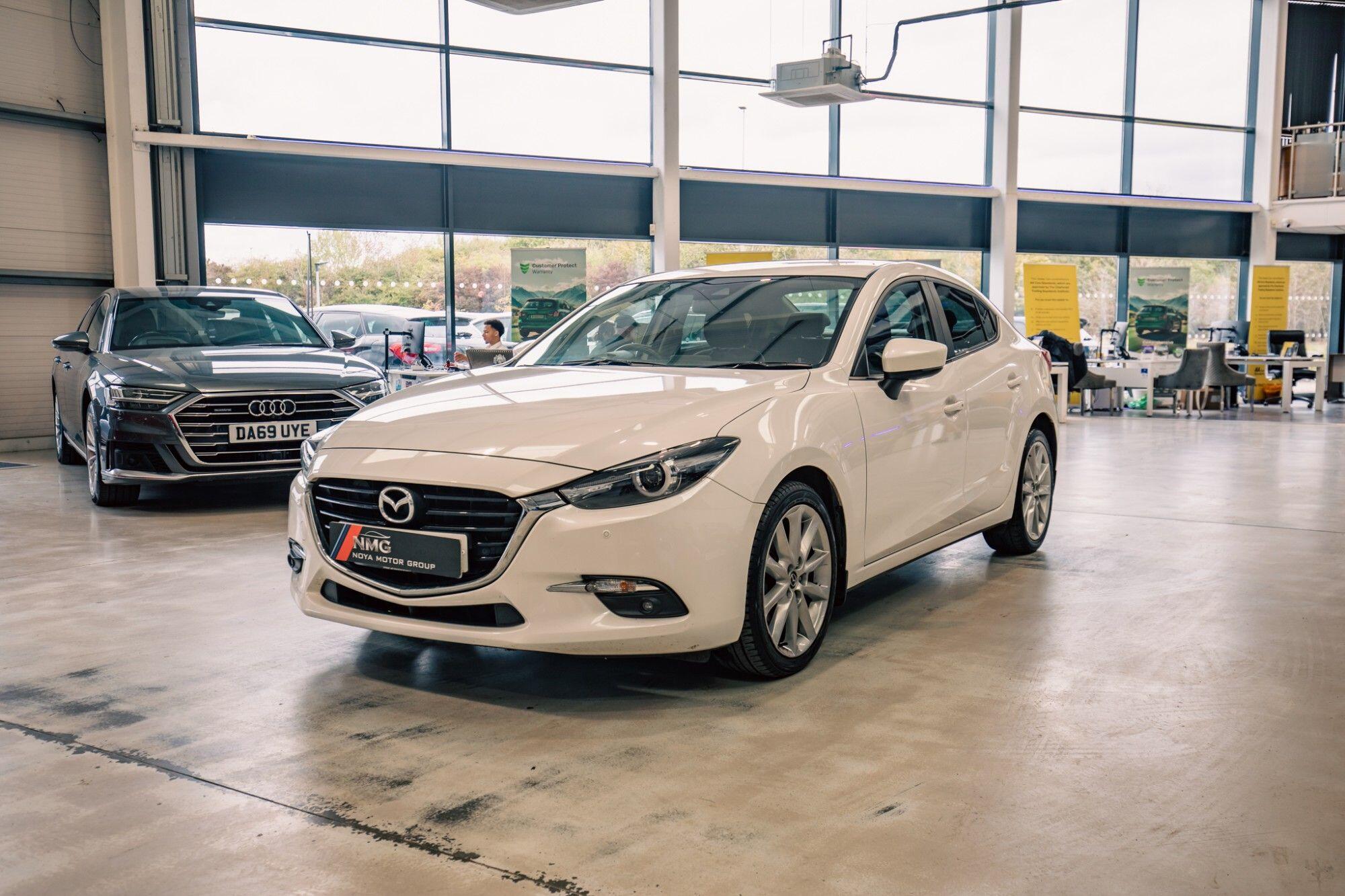 Mazda Mazda3 view 25