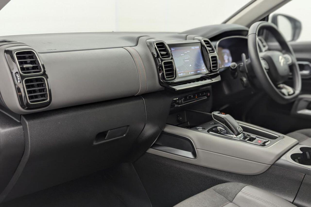 Citroen C5 Aircross view 23
