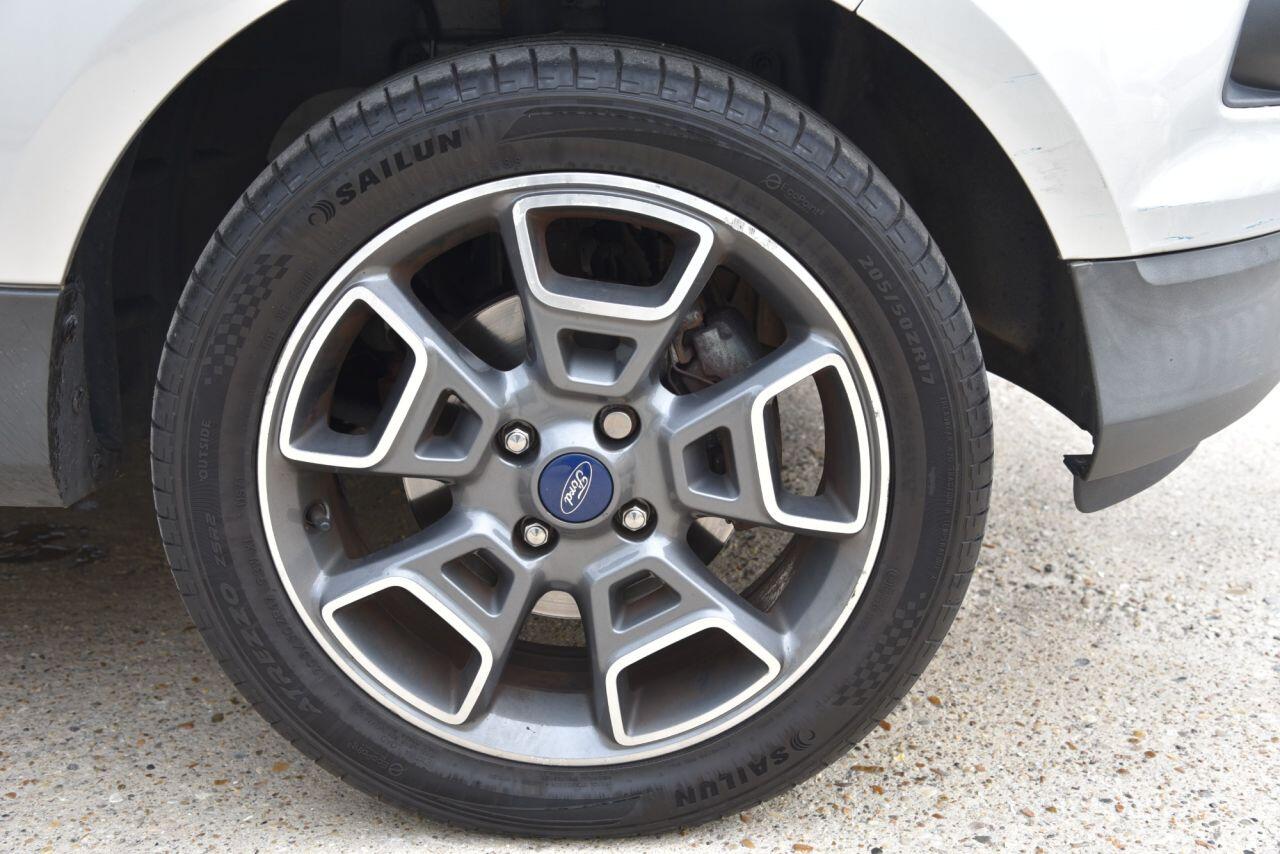 Ford Ecosport view 50