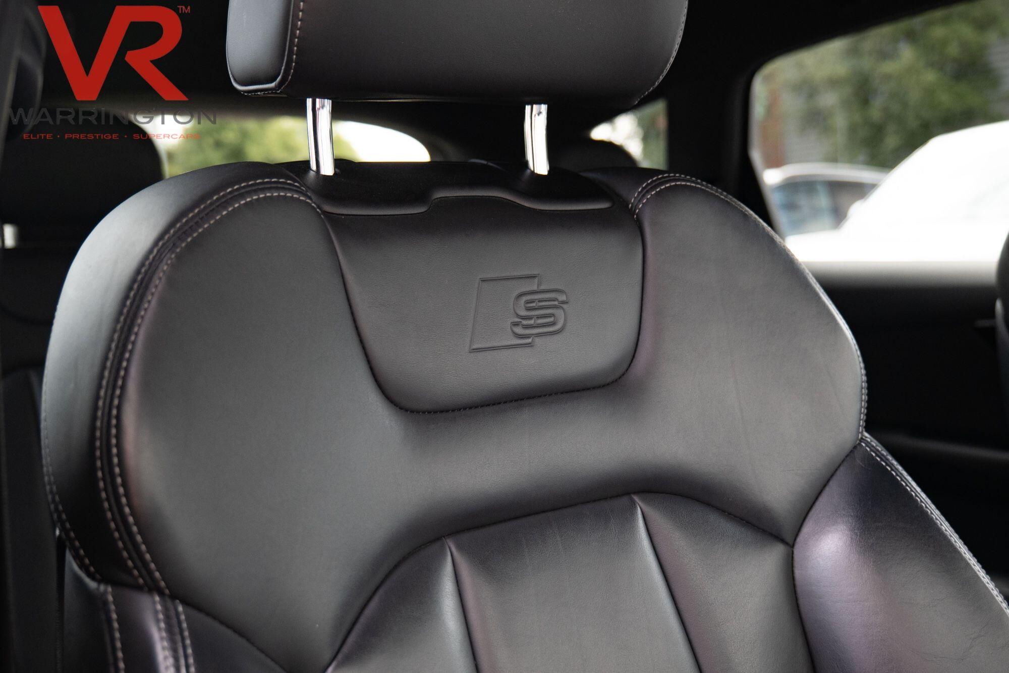 Audi Q7 view 28