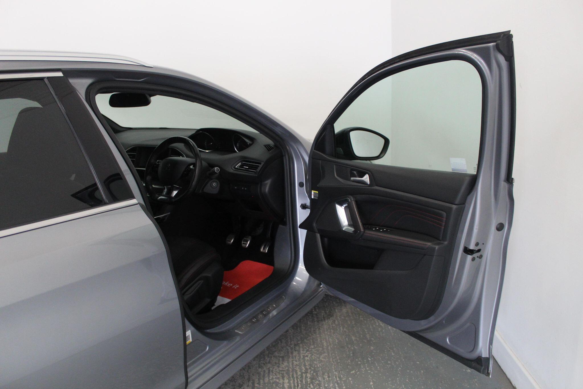 Peugeot 308 view 25
