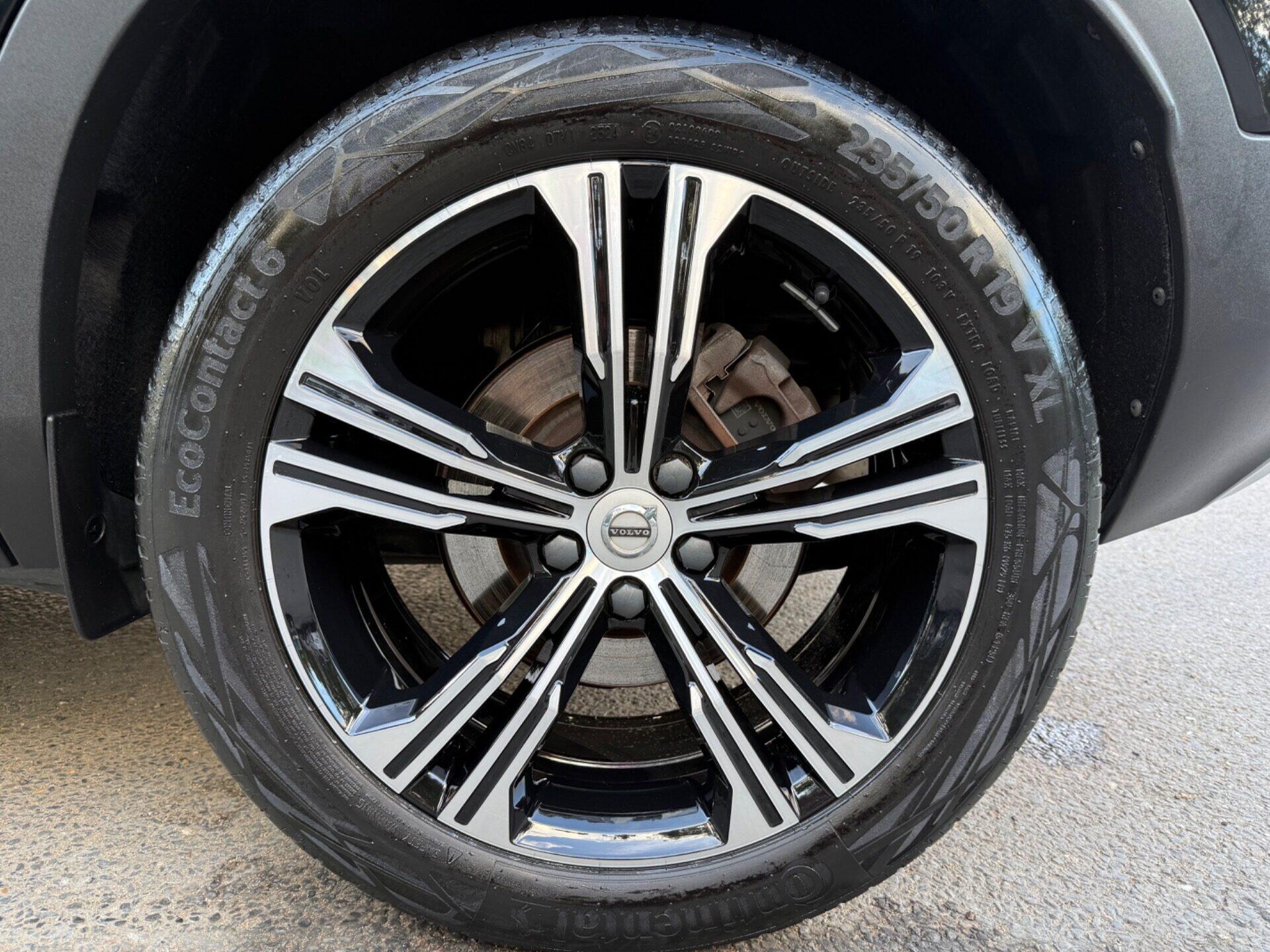 Volvo XC40 view 59