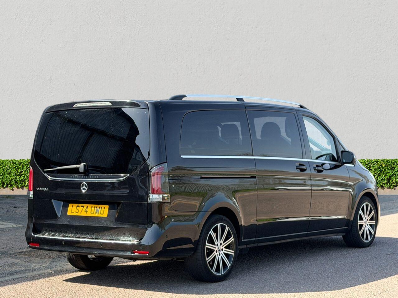 Mercedes-Benz V Class view 8