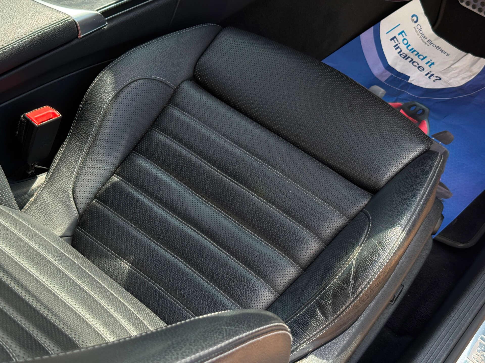 Mercedes-Benz C Class view 26