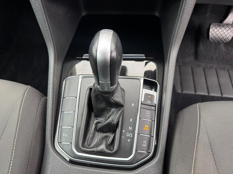 Volkswagen Golf SV view 30
