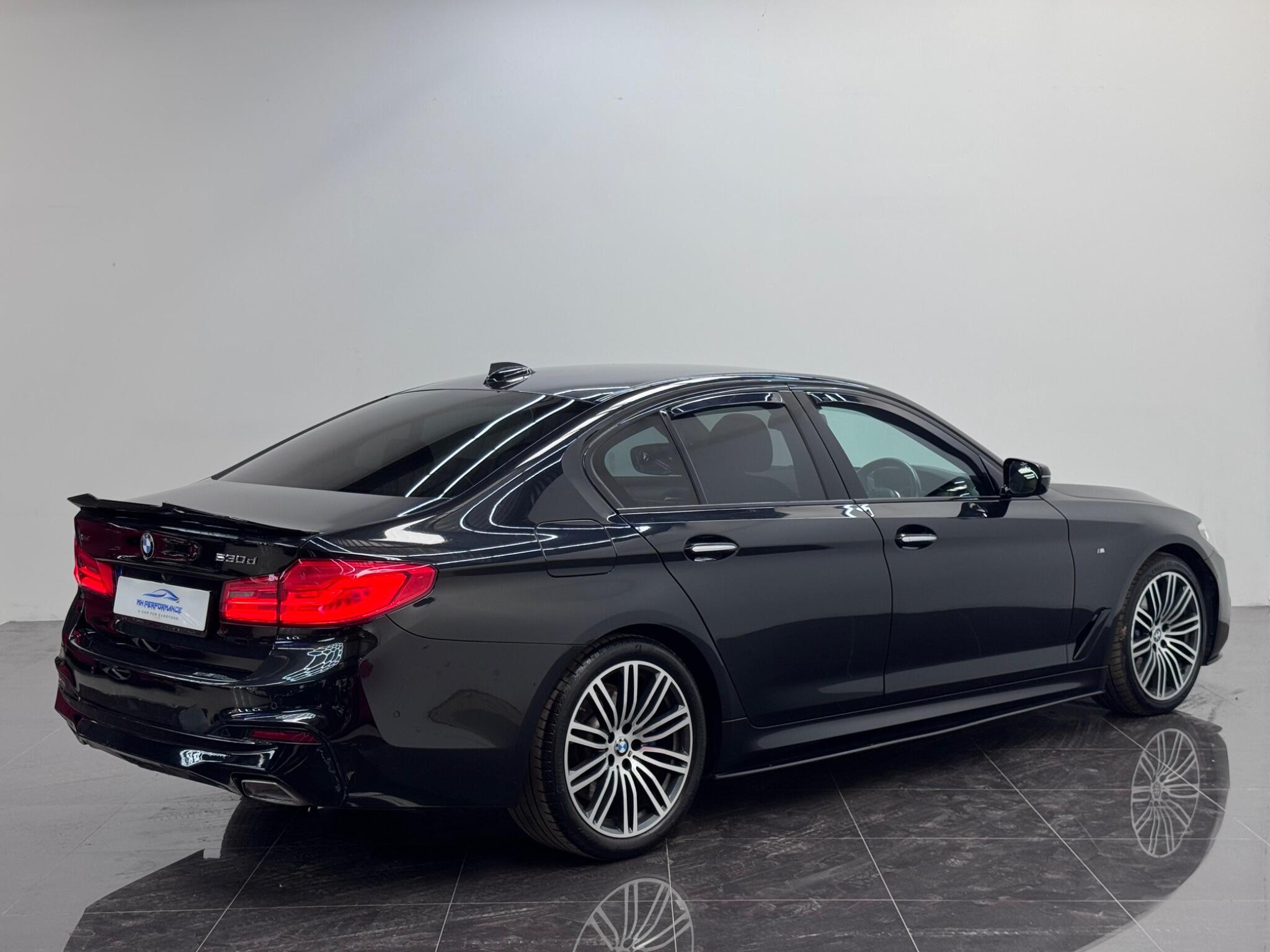 BMW 5 Series view 54