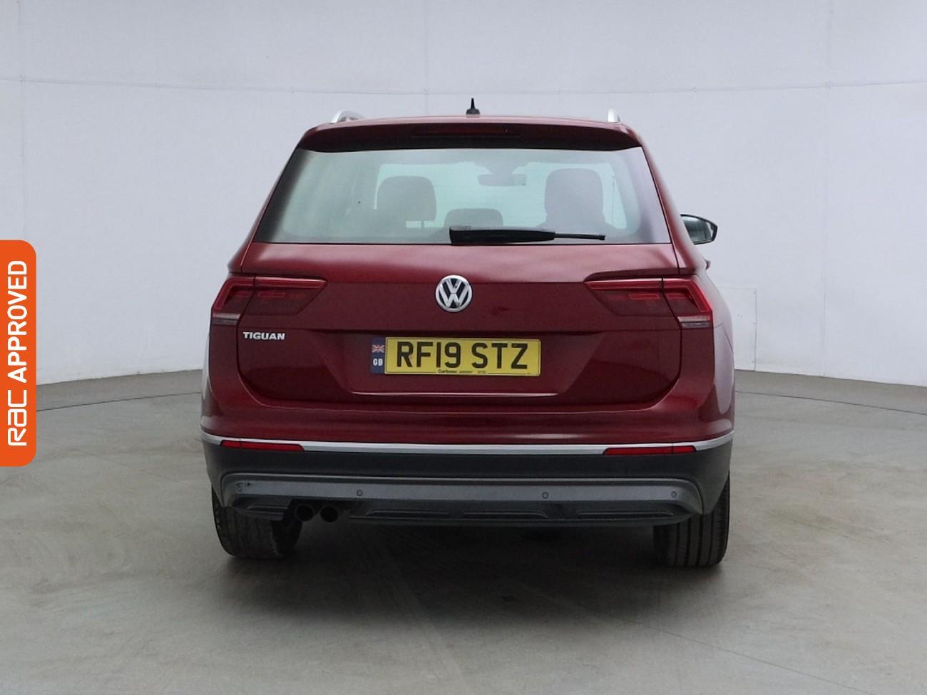 Volkswagen Tiguan view 8