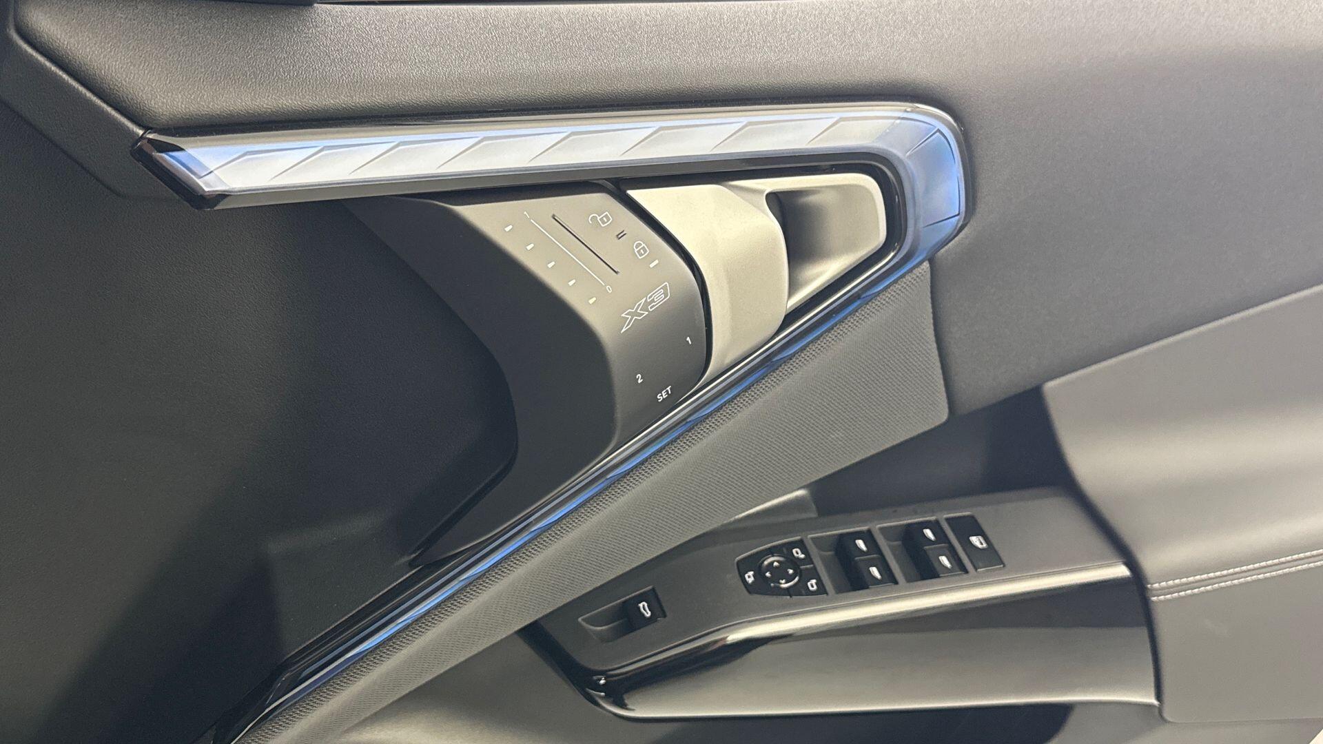 BMW X3 view 20