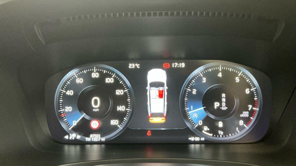 Volvo V90 view 9