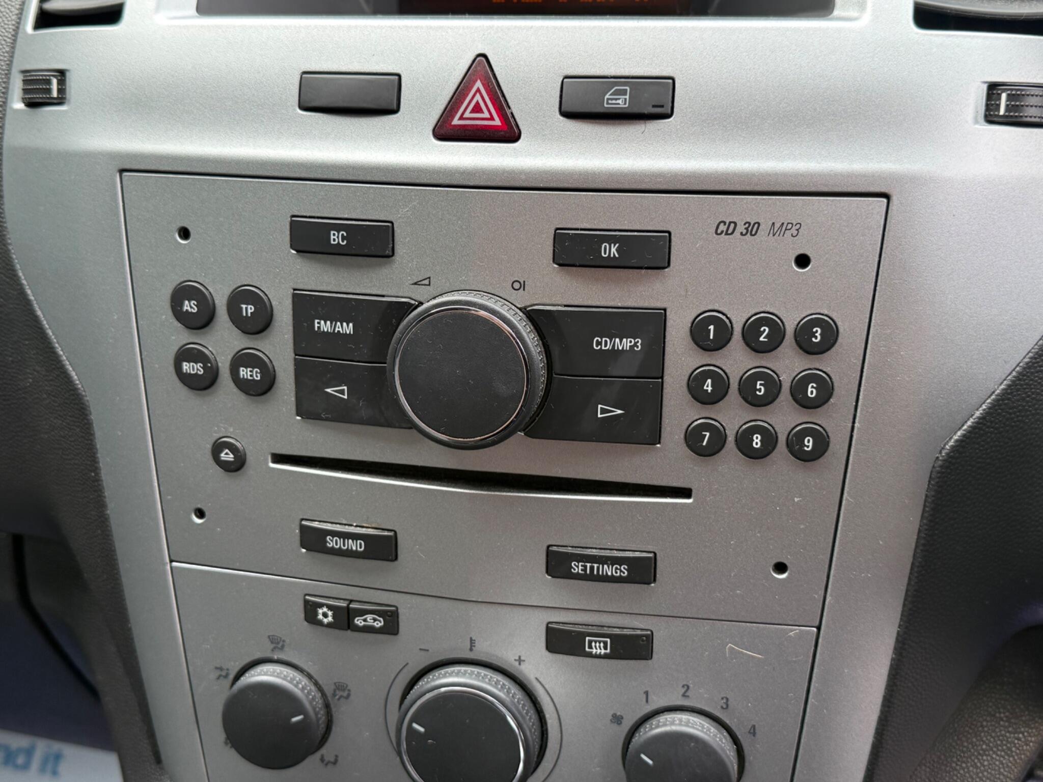 Vauxhall Zafira view 31