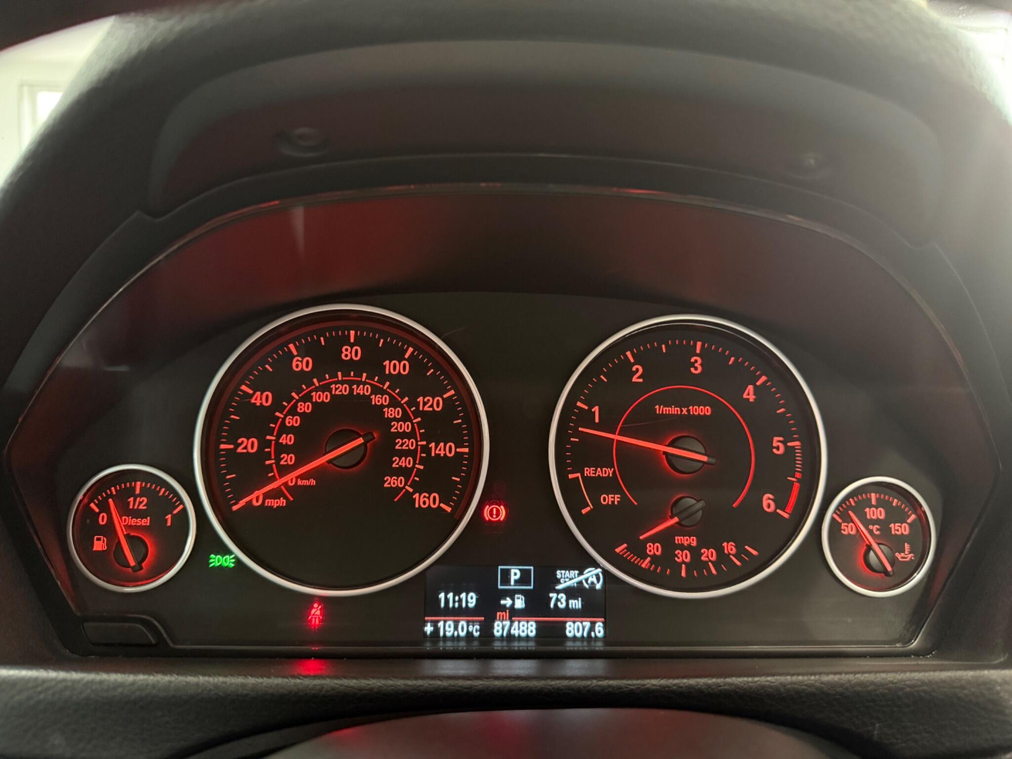 BMW 3 Series view 27