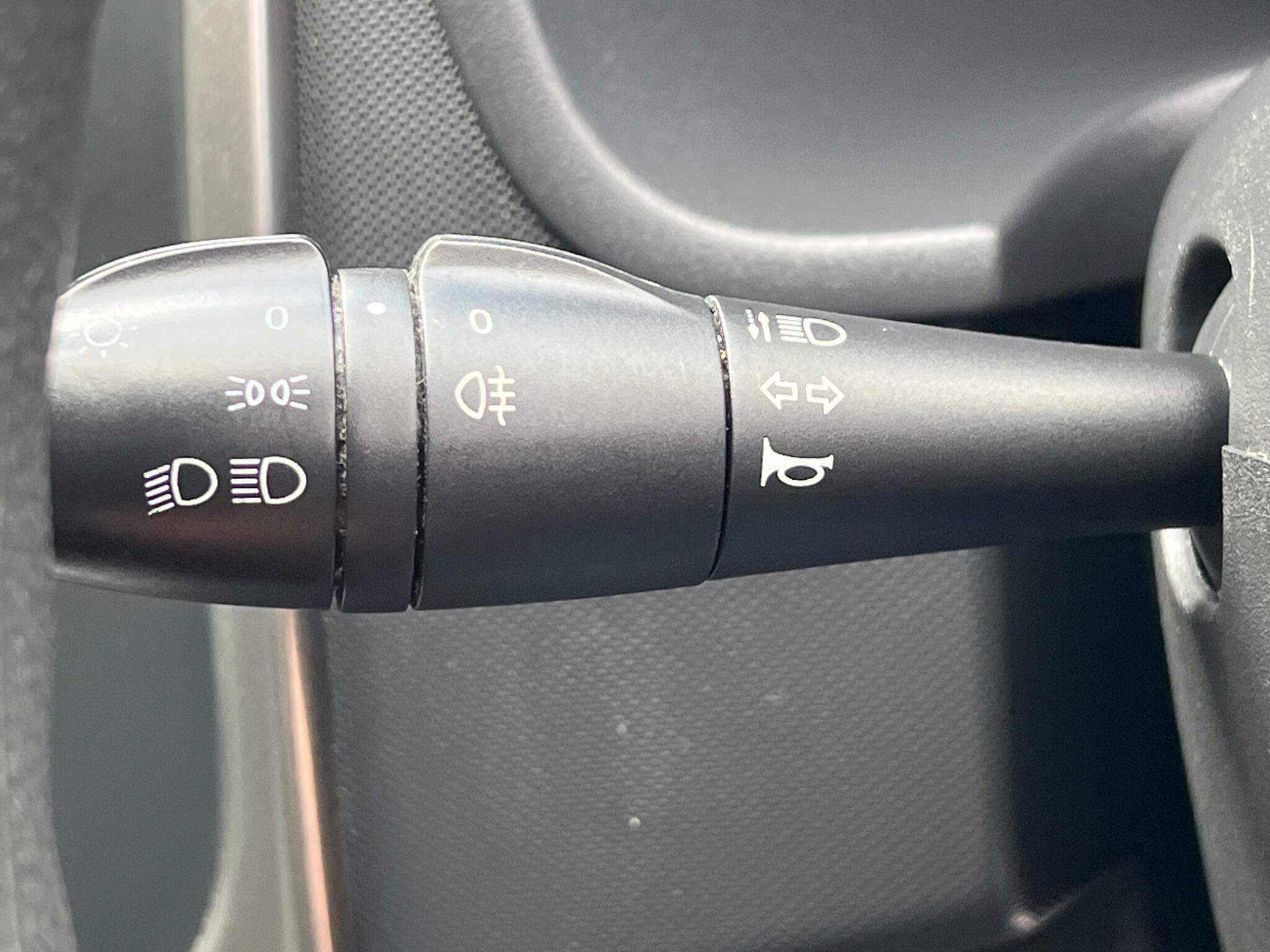 Dacia Logan MCV view 40