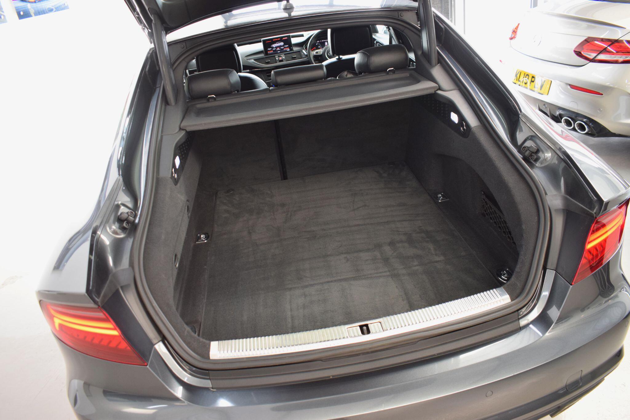 Audi A7 view 27