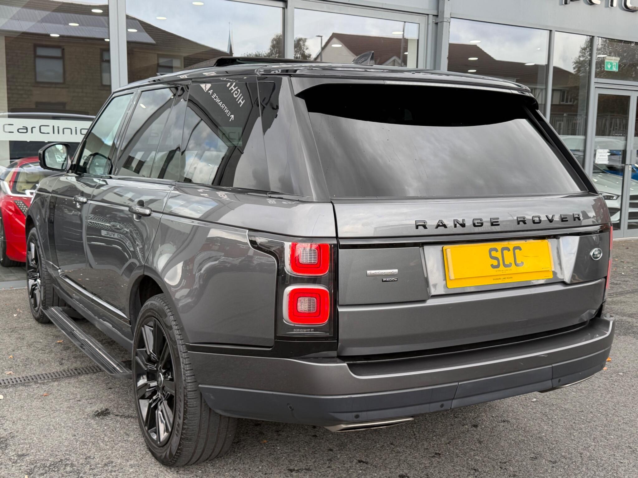 Land Rover Range Rover view 8
