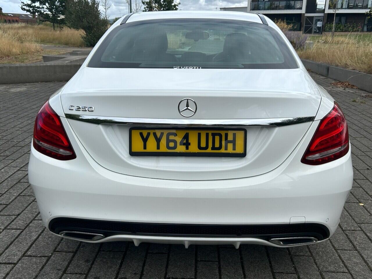 Mercedes-Benz C-Class view 12