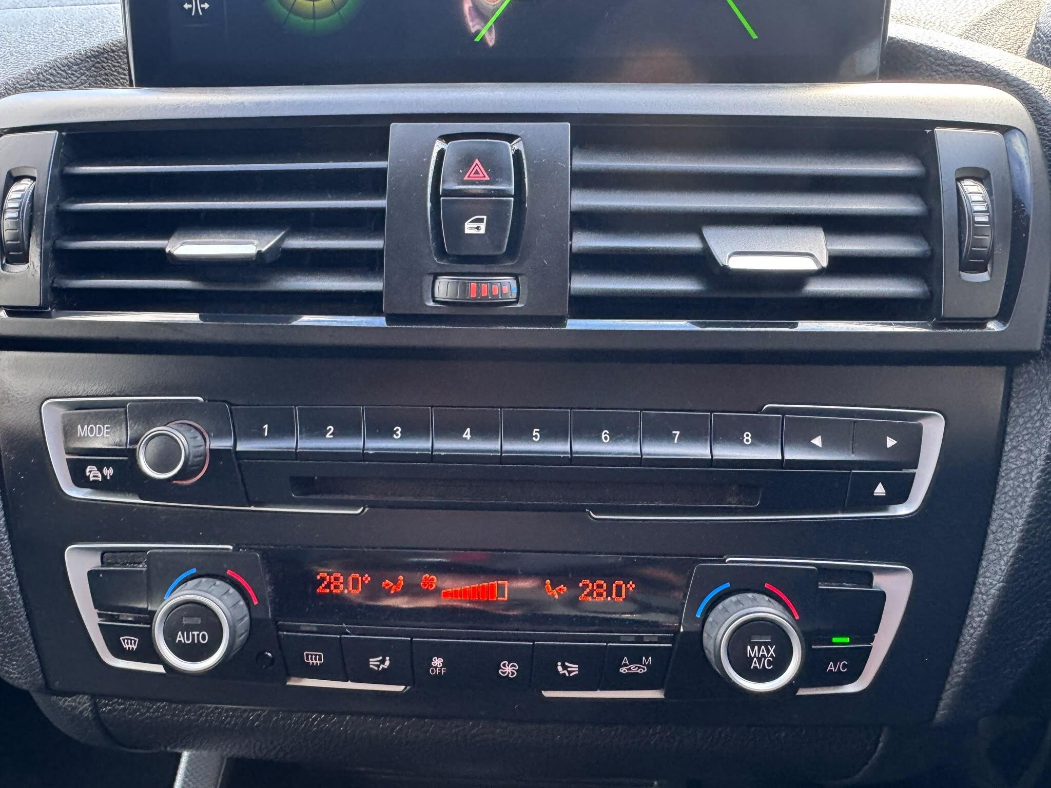 BMW 1 Series view 33