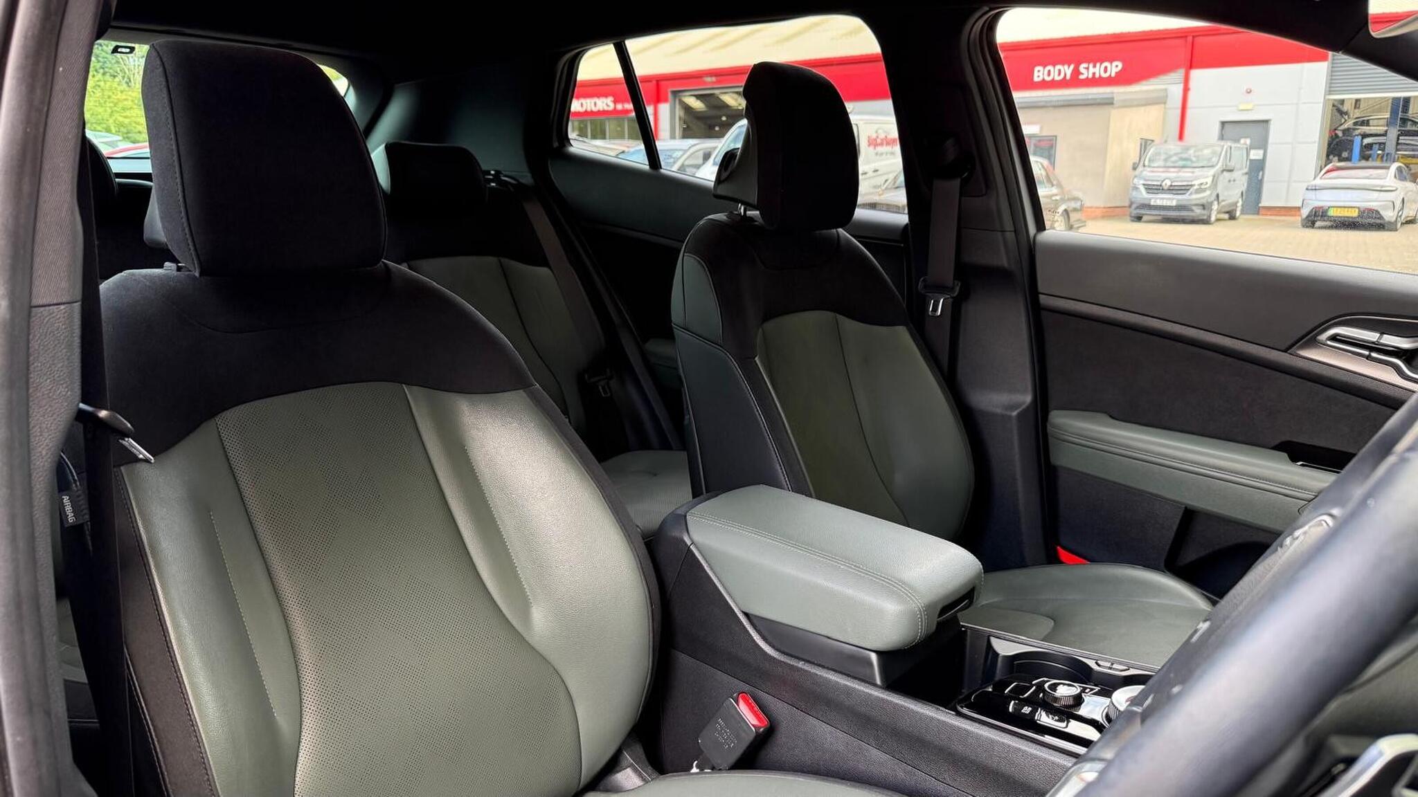 Kia Sportage view 23