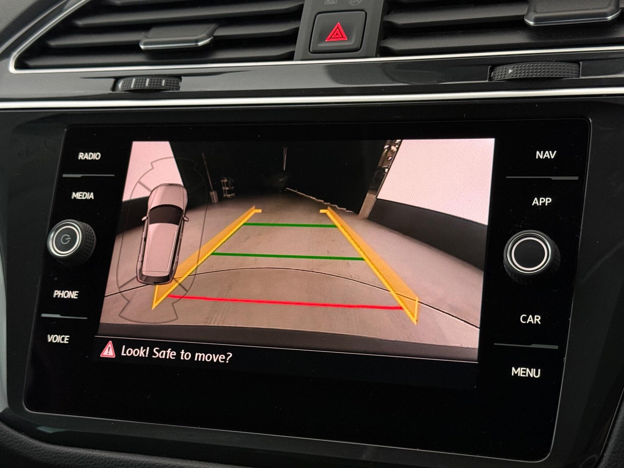 Volkswagen Tiguan view 27