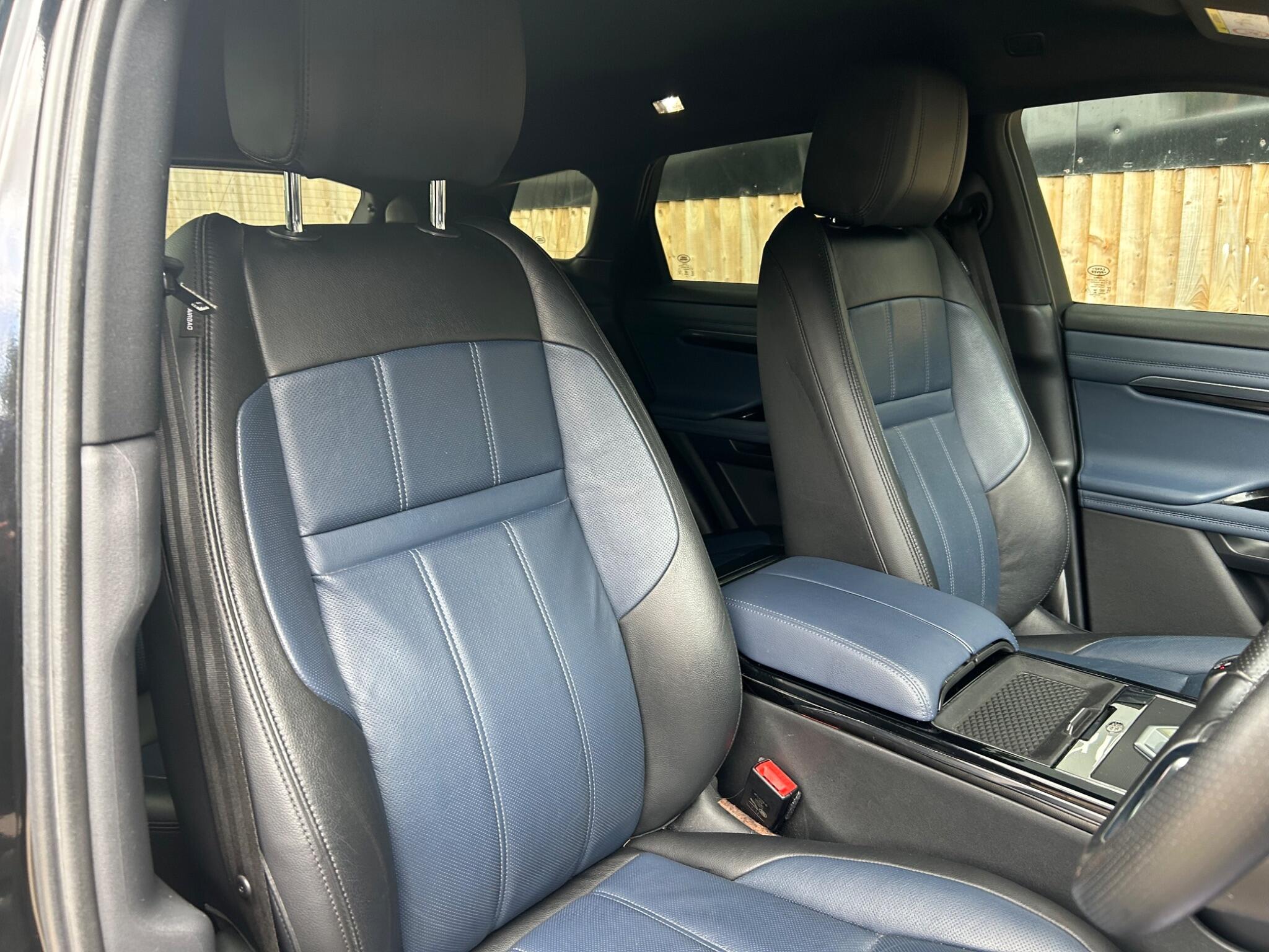 Land Rover Range Rover Evoque view 36