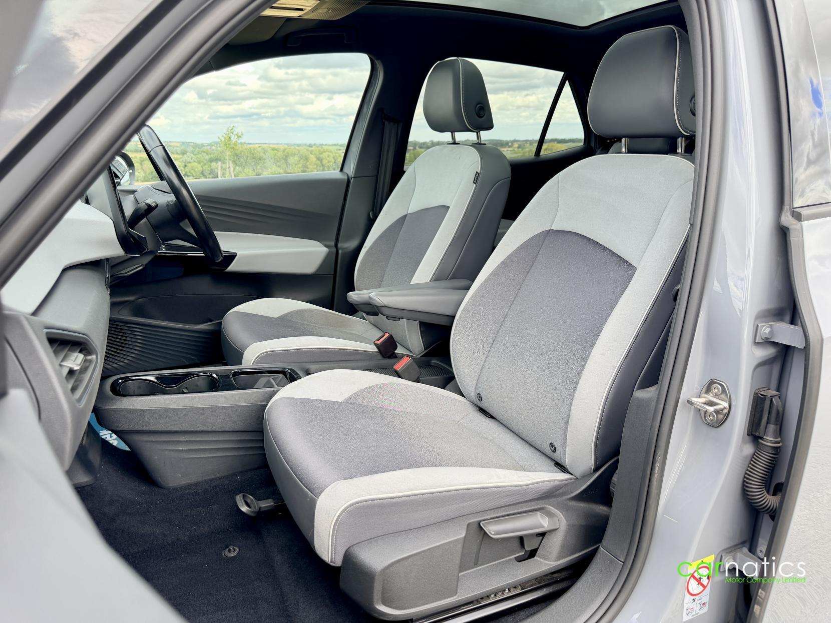 Volkswagen Id.3 view 12
