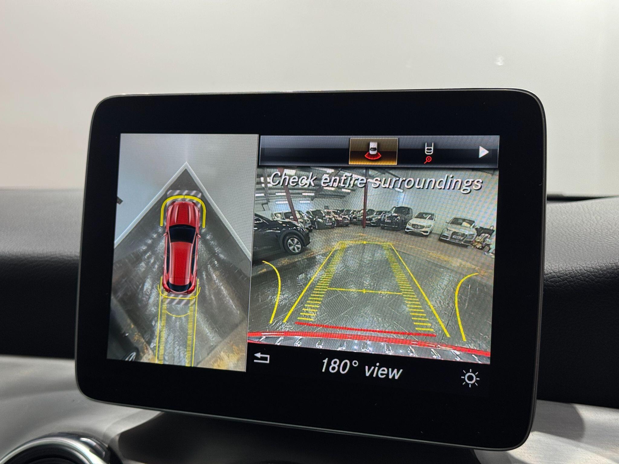 Mercedes-Benz Gla view 34