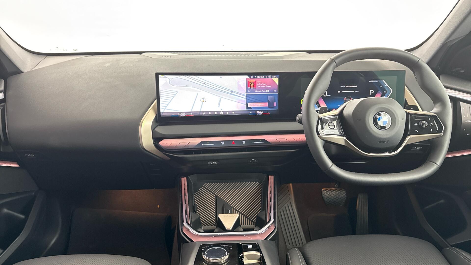 BMW X3 view 4