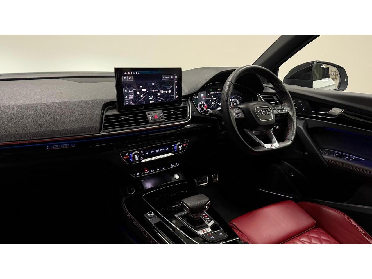 Audi SQ5 view 35