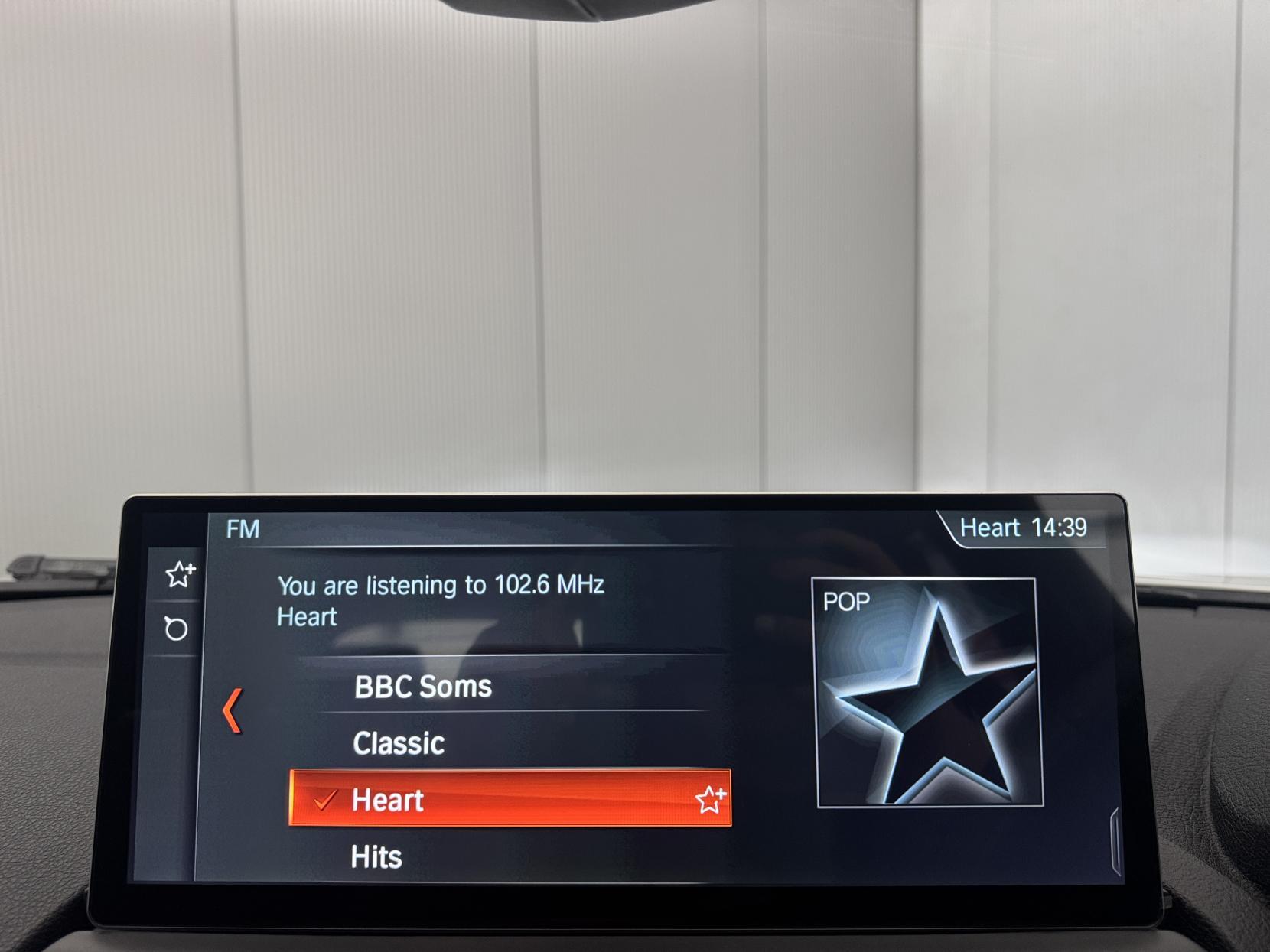 BMW 1 Series view 50