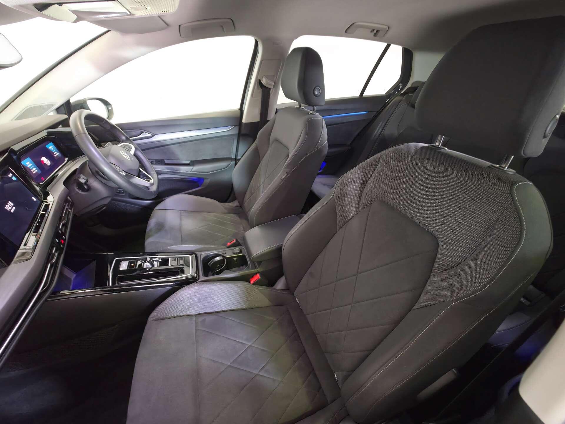 Volkswagen Golf view 62