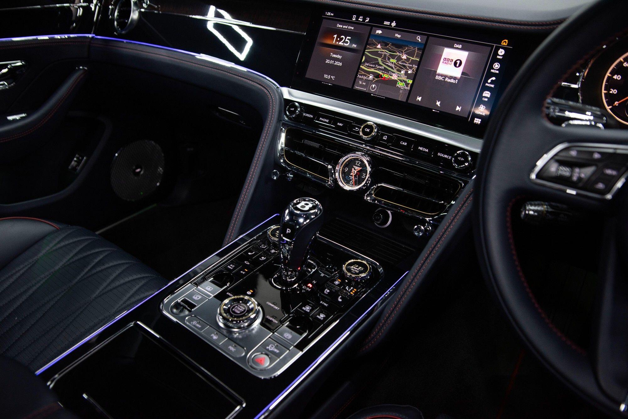 Bentley Flying Spur view 33