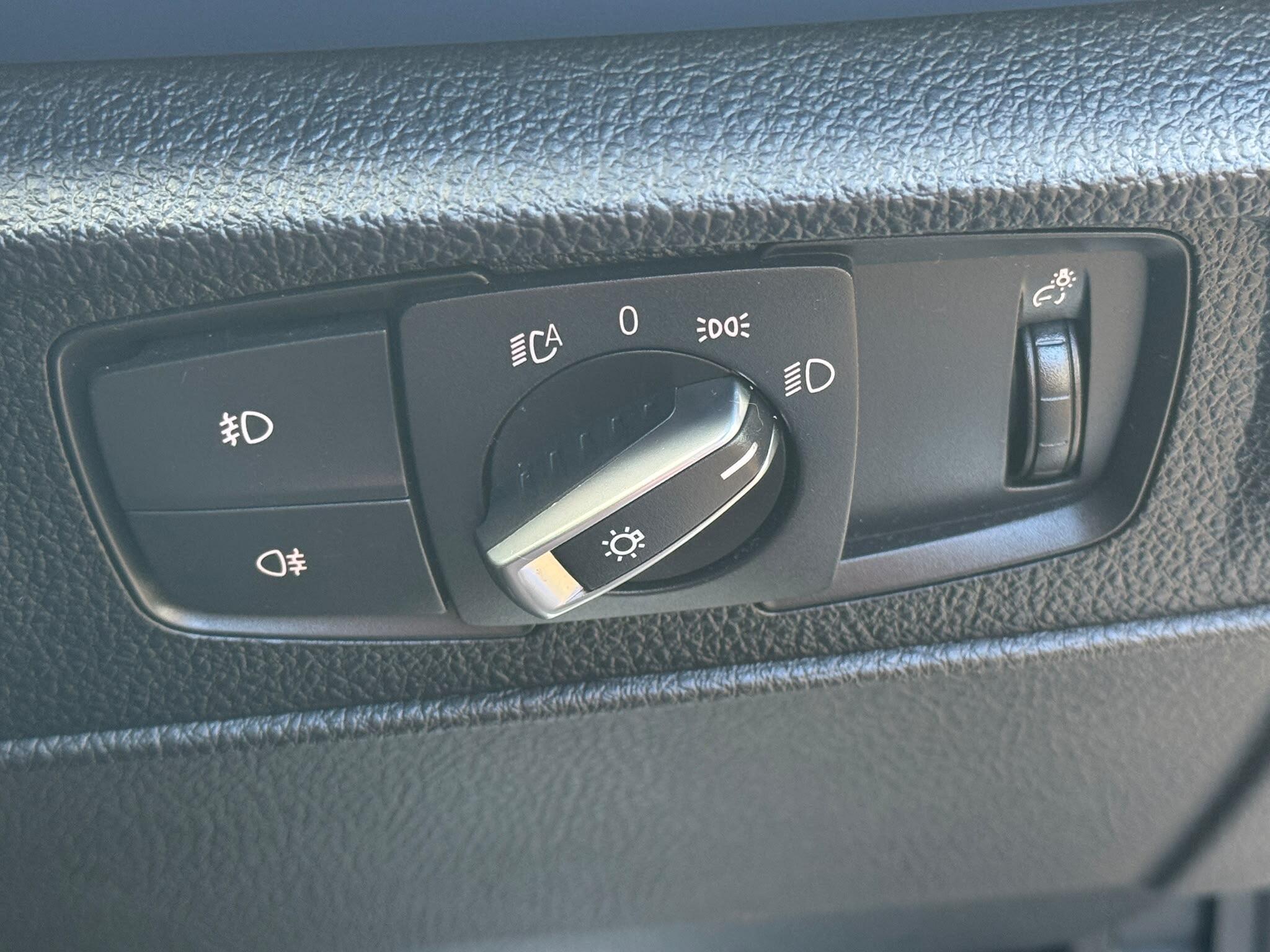 BMW 1 Series view 15