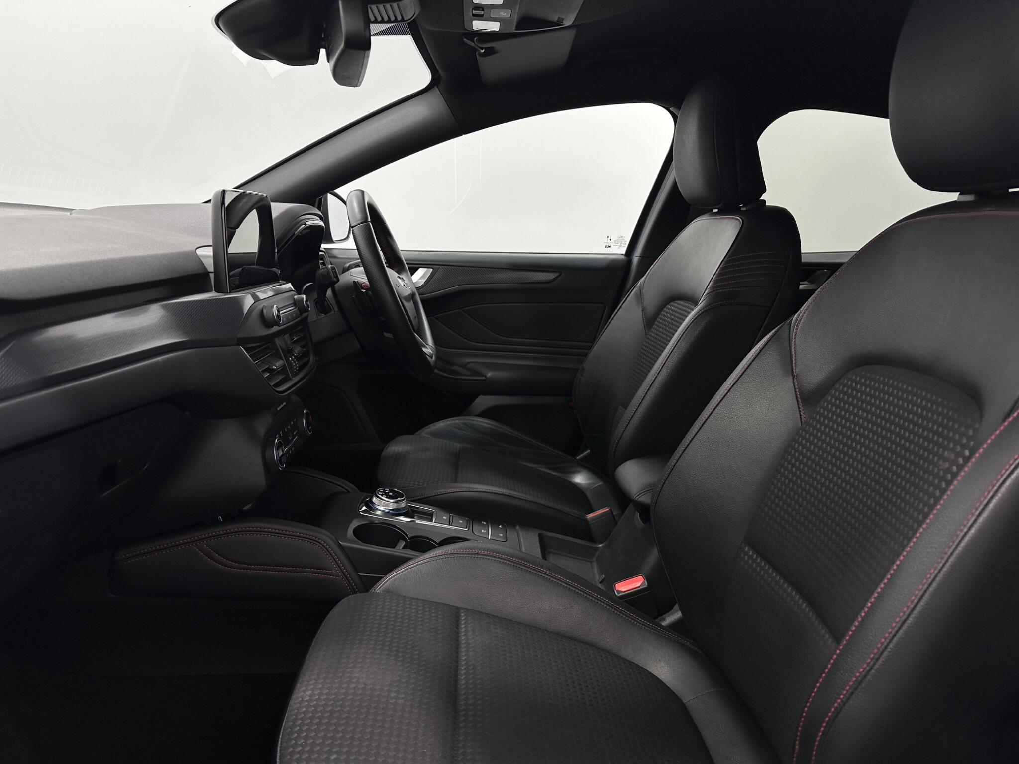 Ford Focus view 36