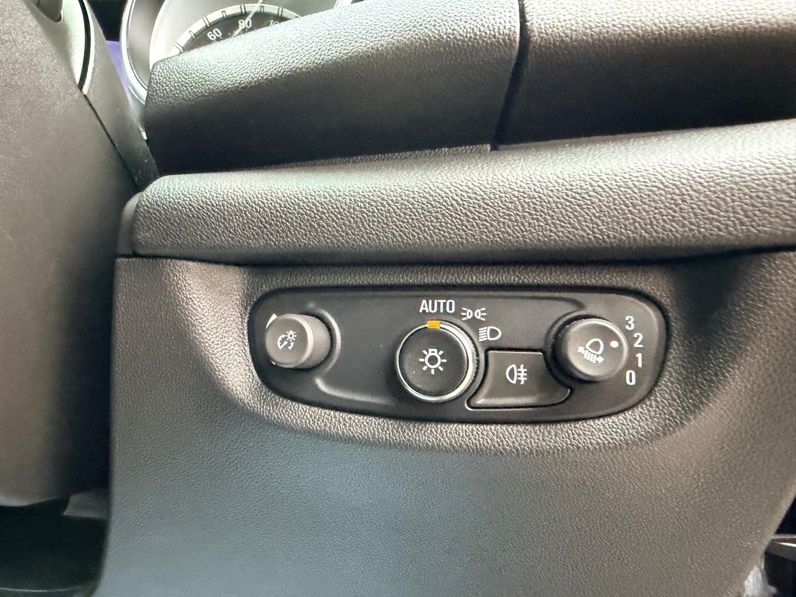 Vauxhall Insignia view 40