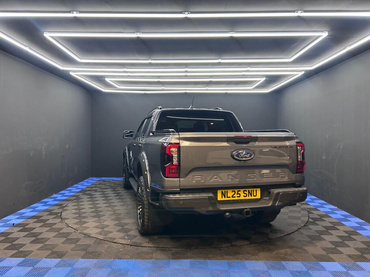 Ford Ranger view 14