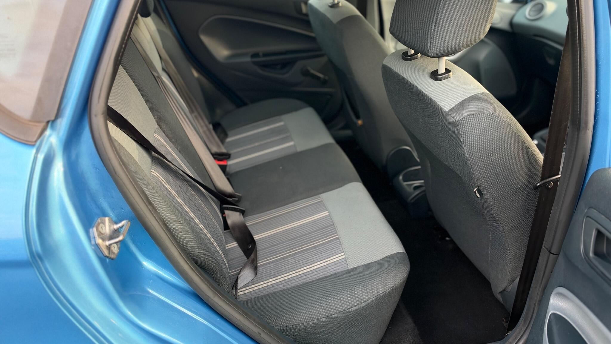 Ford Fiesta view 16