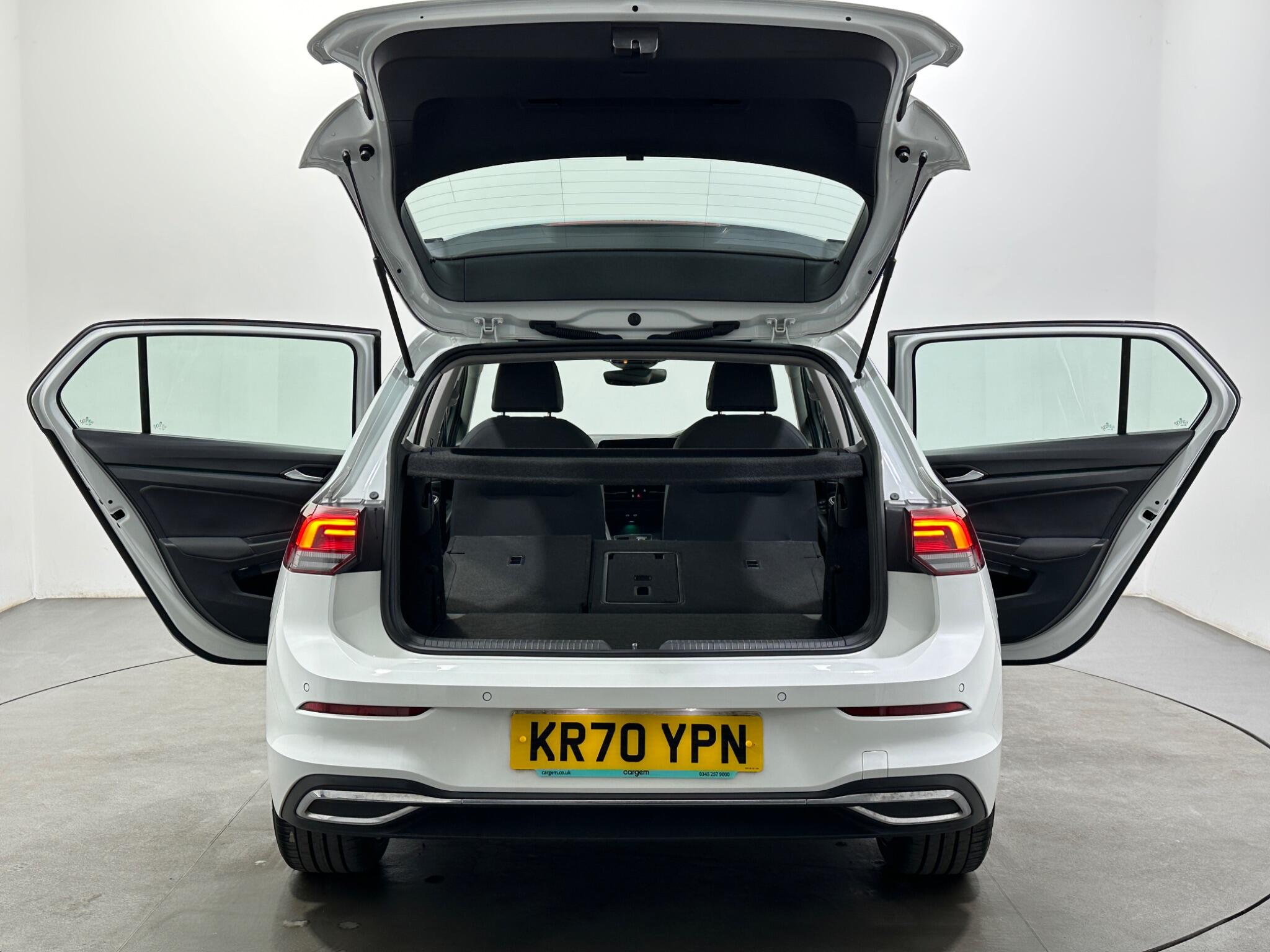 Volkswagen Golf view 44