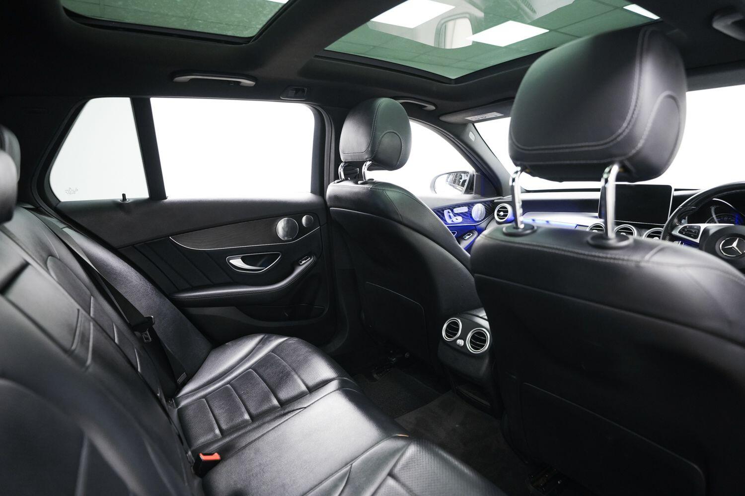 Mercedes-Benz C Class view 15